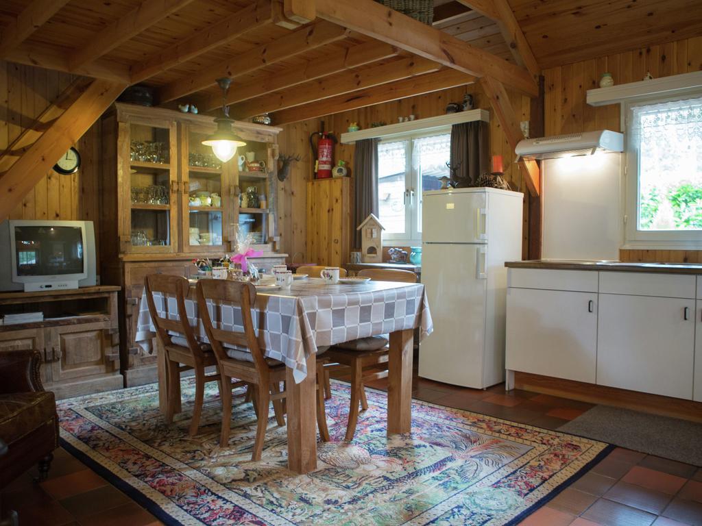 Luxurious Chalet In Oud Turnhout With Large Garden Vila Oud-Turnhout Exterior foto